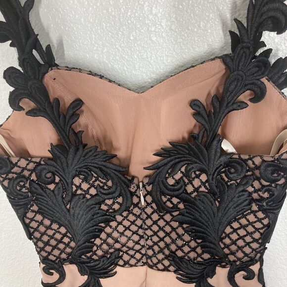 Portia & Scarlett Dress Womens Small Nude Black Embroidered Fitted Gown Formal - Picture 9 of 13